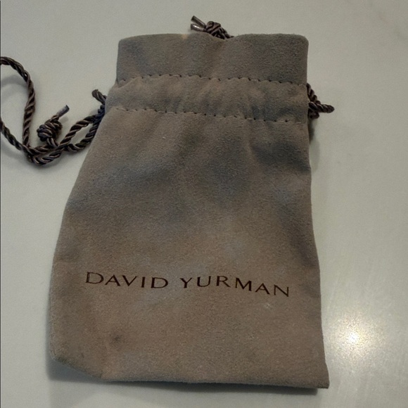David Yurman Classic Cable Heart Station Bracelet - Picture 12 of 15